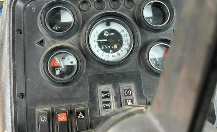 Ford 7810 9
