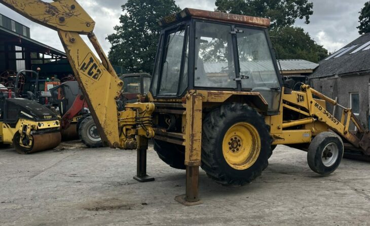 JCB 3 CX 2