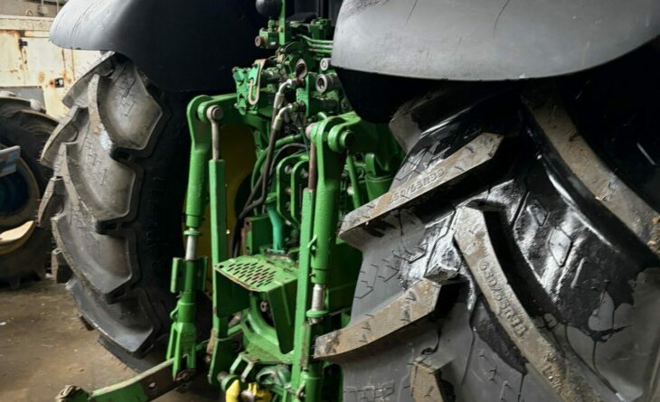 John Deere 3