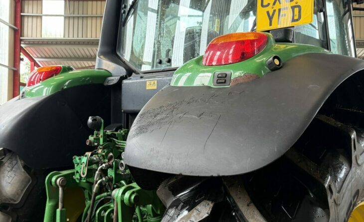 John Deere 4